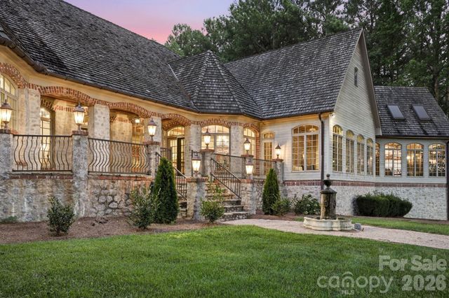 1515 Baltusrol Drive, Denver, NC 28037