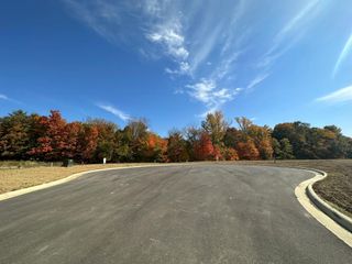 3317 Briarwood Lane, Lewis Center, OH 43035