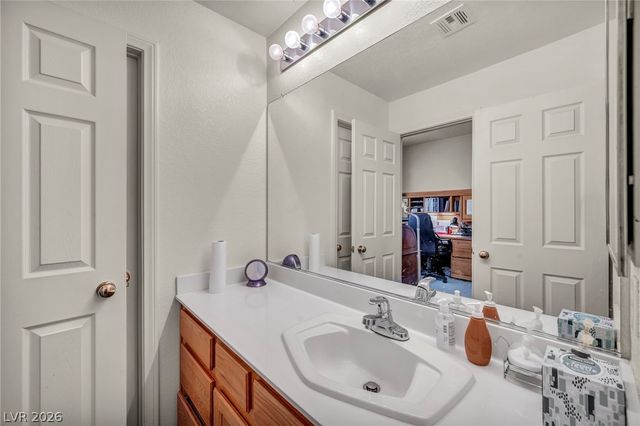 1628 Winners Cup Drive, Las Vegas, NV 89117