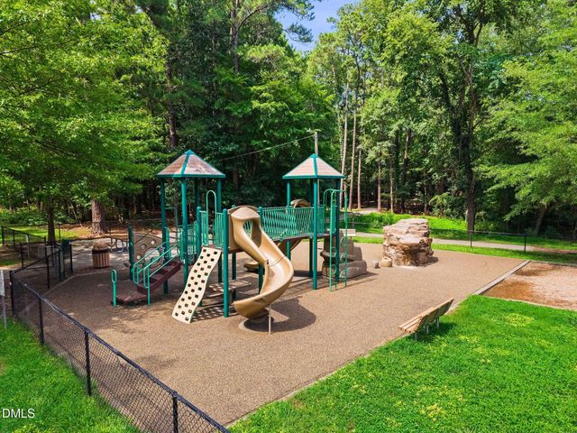 2505 Remington Road, Raleigh, NC 27610