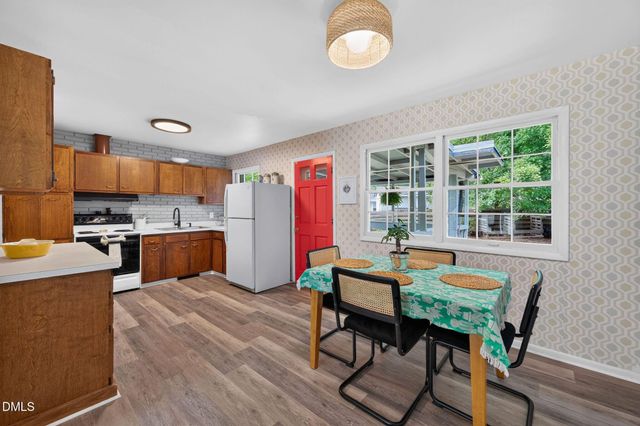 2505 Remington Road, Raleigh, NC 27610