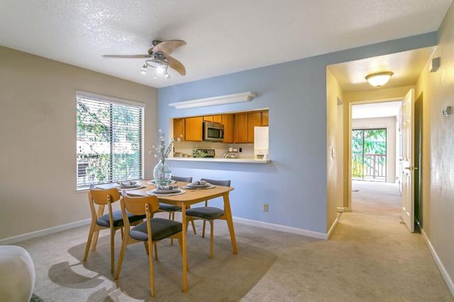771 Williamsburg Way B, Gilroy, CA 95020