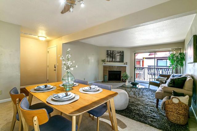 771 Williamsburg Way B, Gilroy, CA 95020