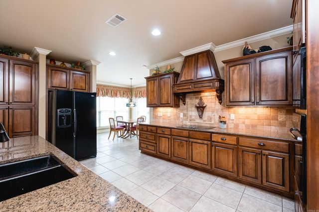 11 Ison Creek Cove, Little Rock, AR 72223