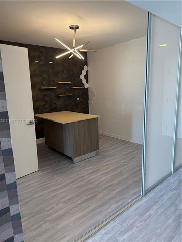 5252 NW 85th Ave 504, Doral, FL 33166