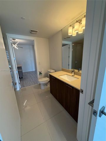 5252 NW 85th Ave 504, Doral, FL 33166