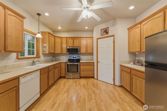 803 SE Vintage Way, College Place, WA 99324