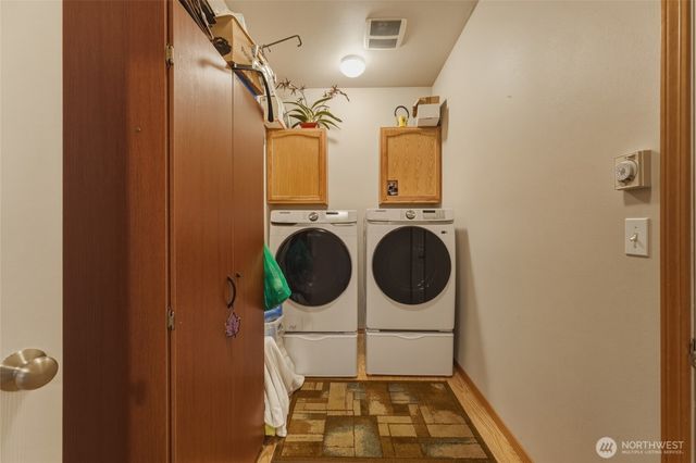 803 SE Vintage Way, College Place, WA 99324