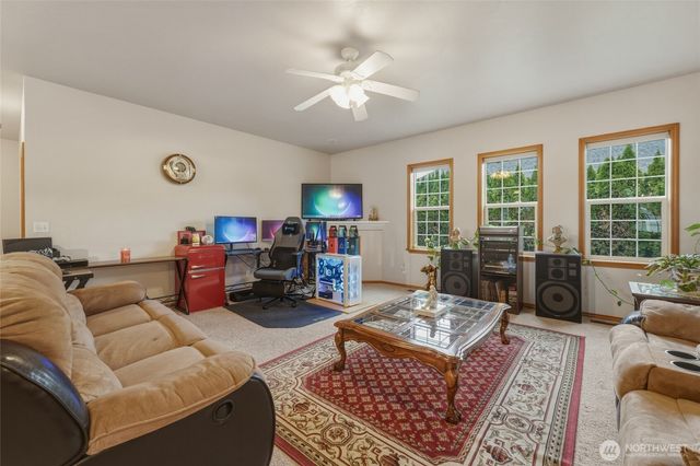 803 SE Vintage Way, College Place, WA 99324