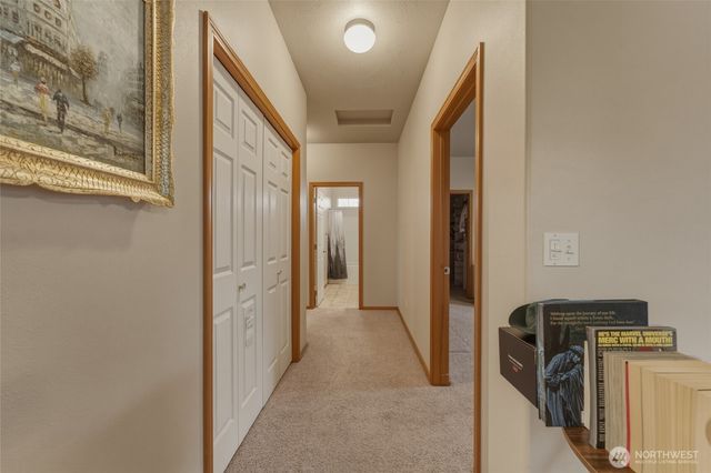 803 SE Vintage Way, College Place, WA 99324