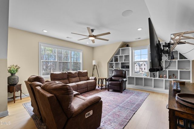 4908 Hidden Pasture Way, Zebulon, NC 27597