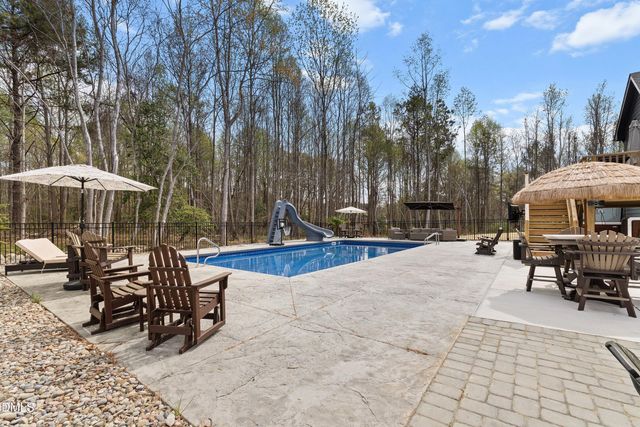 4908 Hidden Pasture Way, Zebulon, NC 27597