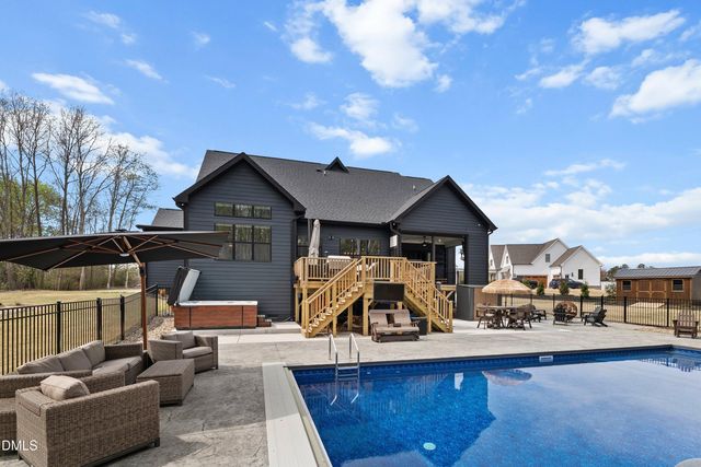 4908 Hidden Pasture Way, Zebulon, NC 27597