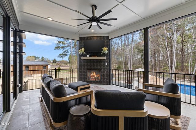 4908 Hidden Pasture Way, Zebulon, NC 27597