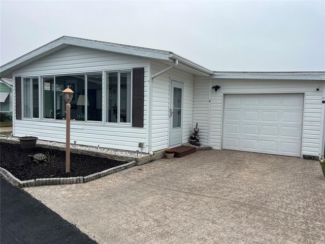 4 WINDWARD DRIVE, Flagler Beach, FL 32136