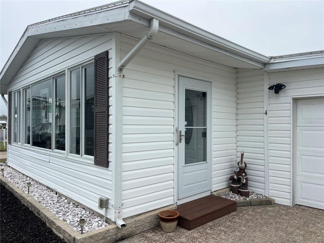 4 WINDWARD DRIVE, Flagler Beach, FL 32136