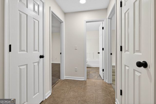 48 Fawn Drive, Grantville, GA 30220