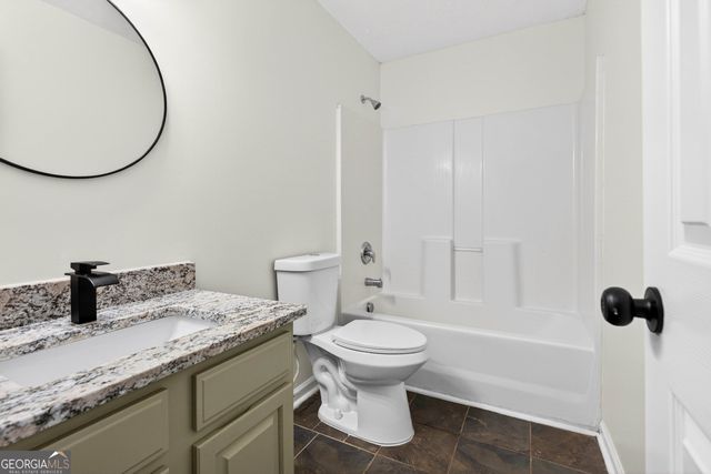 48 Fawn Drive, Grantville, GA 30220