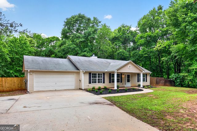 48 Fawn Drive, Grantville, GA 30220