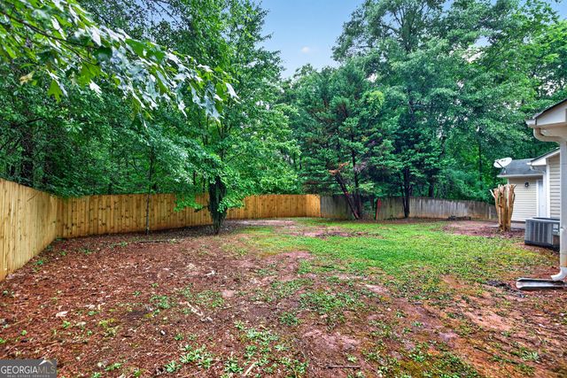 48 Fawn Drive, Grantville, GA 30220