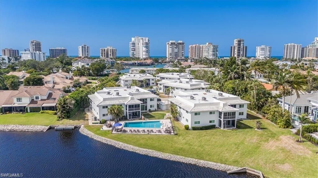 4180 Crayton RD E4, NAPLES, FL 34103 — exterior