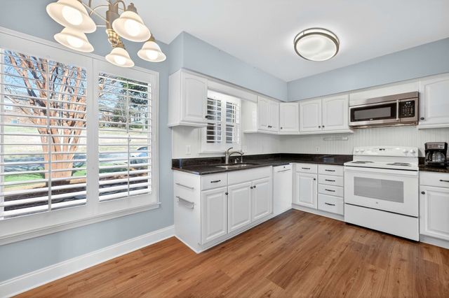 112 Morton Mill Cir, Nashville, TN 37221