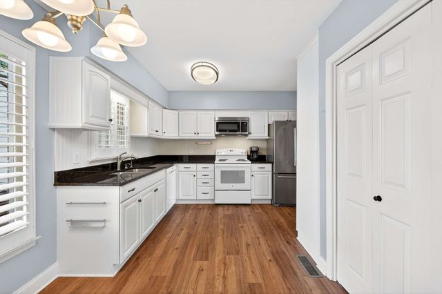 112 Morton Mill Cir, Nashville, TN 37221