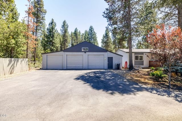 15775 Twin Drive, La Pine, OR 97739