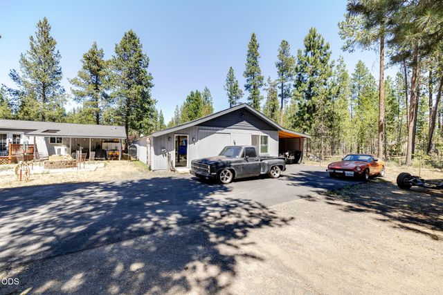 15775 Twin Drive, La Pine, OR 97739