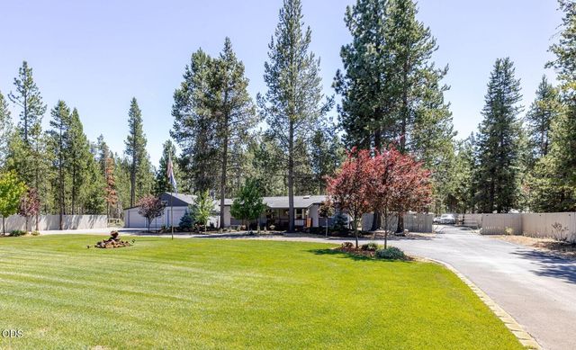 15775 Twin Drive, La Pine, OR 97739