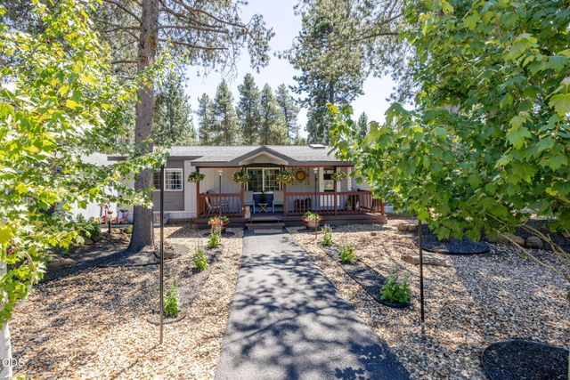 15775 Twin Drive, La Pine, OR 97739