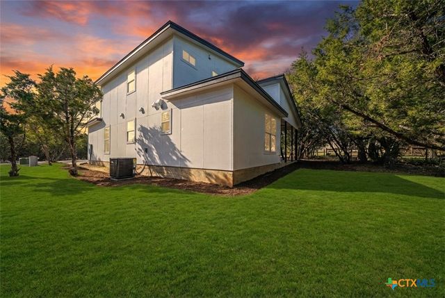 4 Huisache Lane, Wimberley, TX 78676