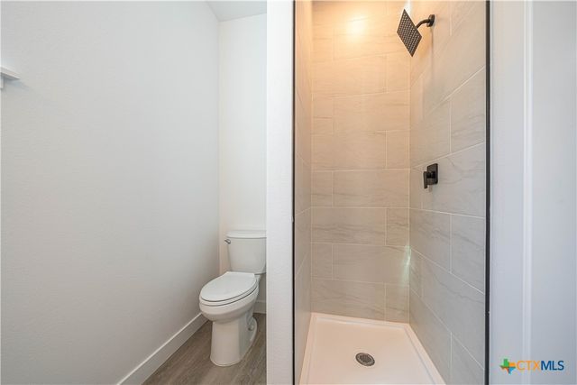 4 Huisache Lane, Wimberley, TX 78676