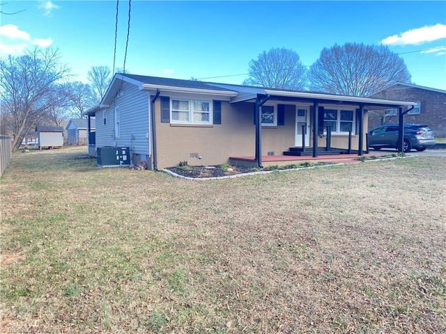 120 Dillard Court, Eden, NC 27288