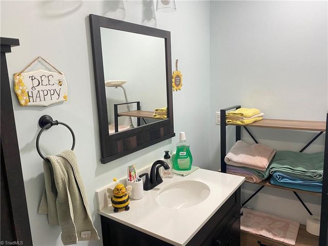 120 Dillard Court, Eden, NC 27288