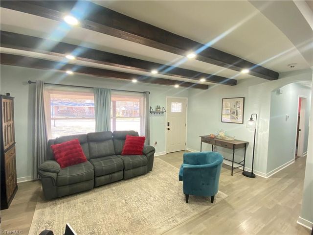 120 Dillard Court, Eden, NC 27288