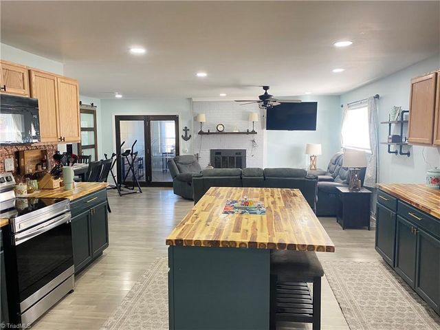 120 Dillard Court, Eden, NC 27288