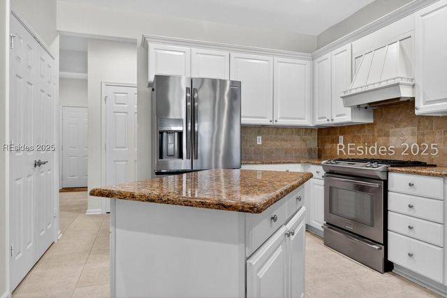 30 Fenwick Dr, Bluffton, SC 29909