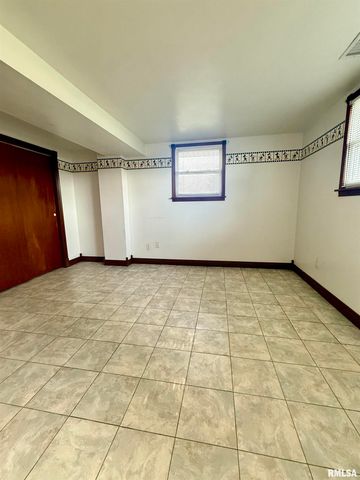 1428 W NORTHMOOR Road, Peoria, IL 61614