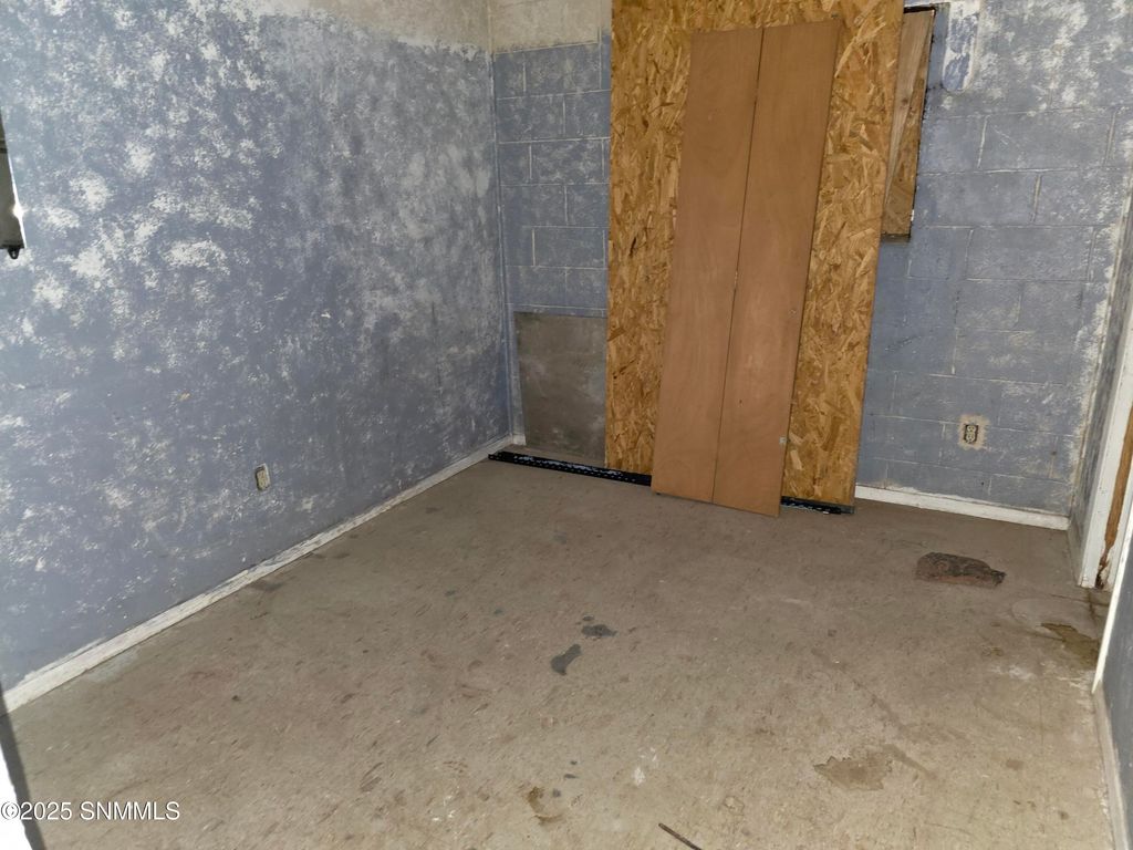 1320 Paxton Street, Las Cruces, NM 88001