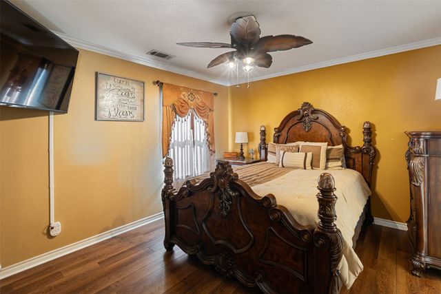 924 Guam Street, Tool, TX 75143