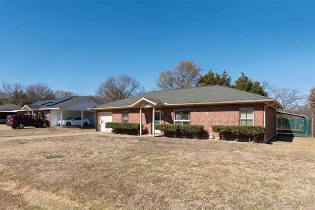 924 Guam Street, Tool, TX 75143