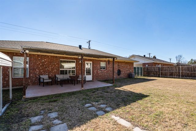 924 Guam Street, Tool, TX 75143