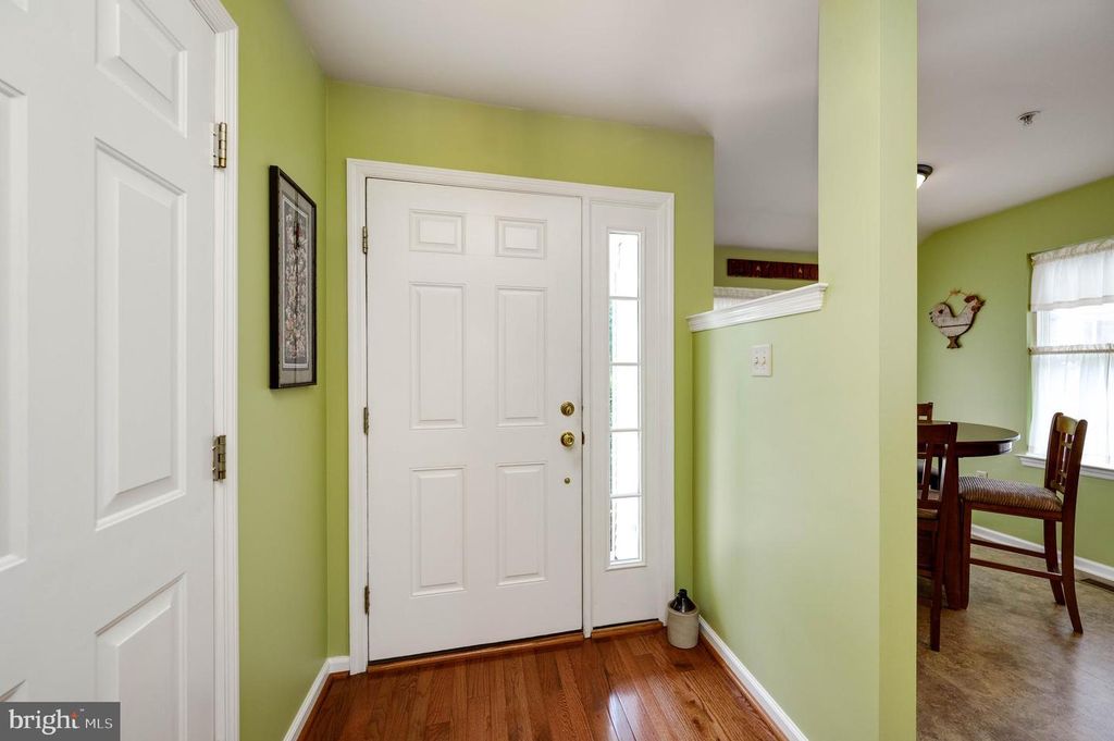 158 WATERFORD LN, Reading, PA 19606