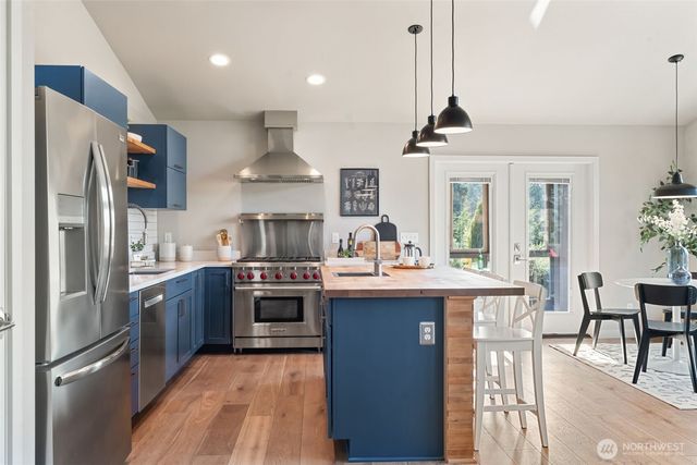 5095 NE Willow Road, Hansville, WA 98340