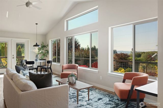 5095 NE Willow Road, Hansville, WA 98340