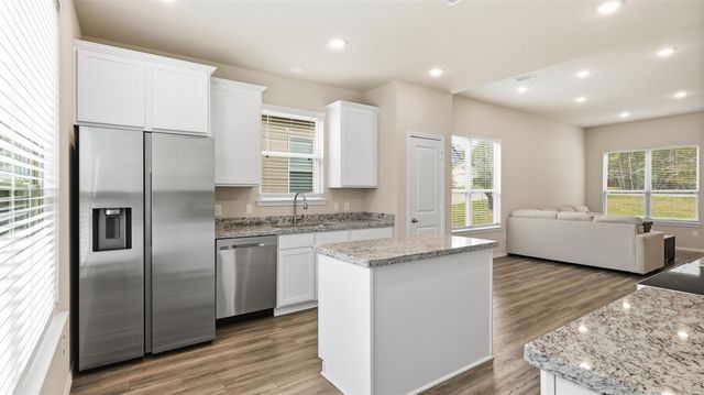 903 Crystal River Road, Conroe, TX 77316