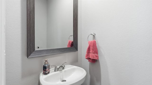 903 Crystal River Road, Conroe, TX 77316