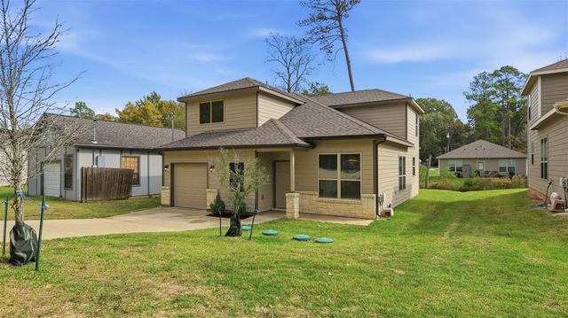 903 Crystal River Road, Conroe, TX 77316
