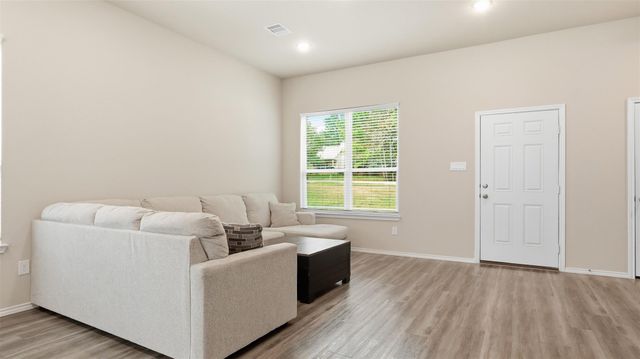 903 Crystal River Road, Conroe, TX 77316